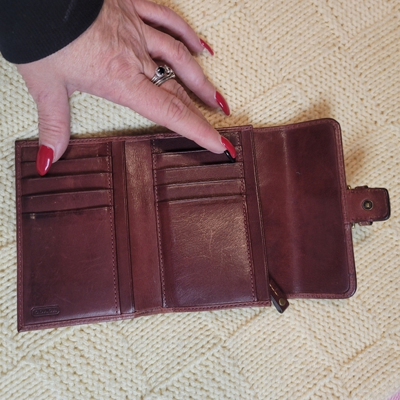 Vintage Coach Wallet - Picture 4 of 12